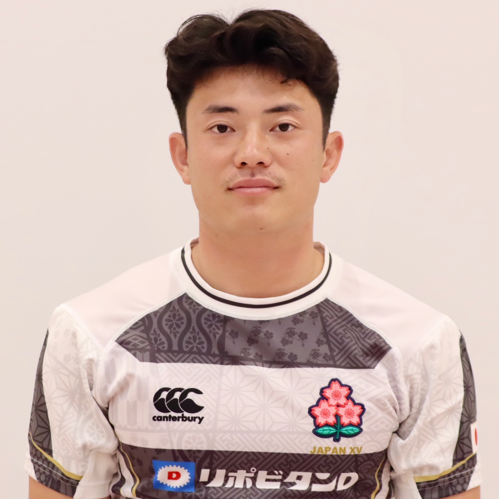 小村真也